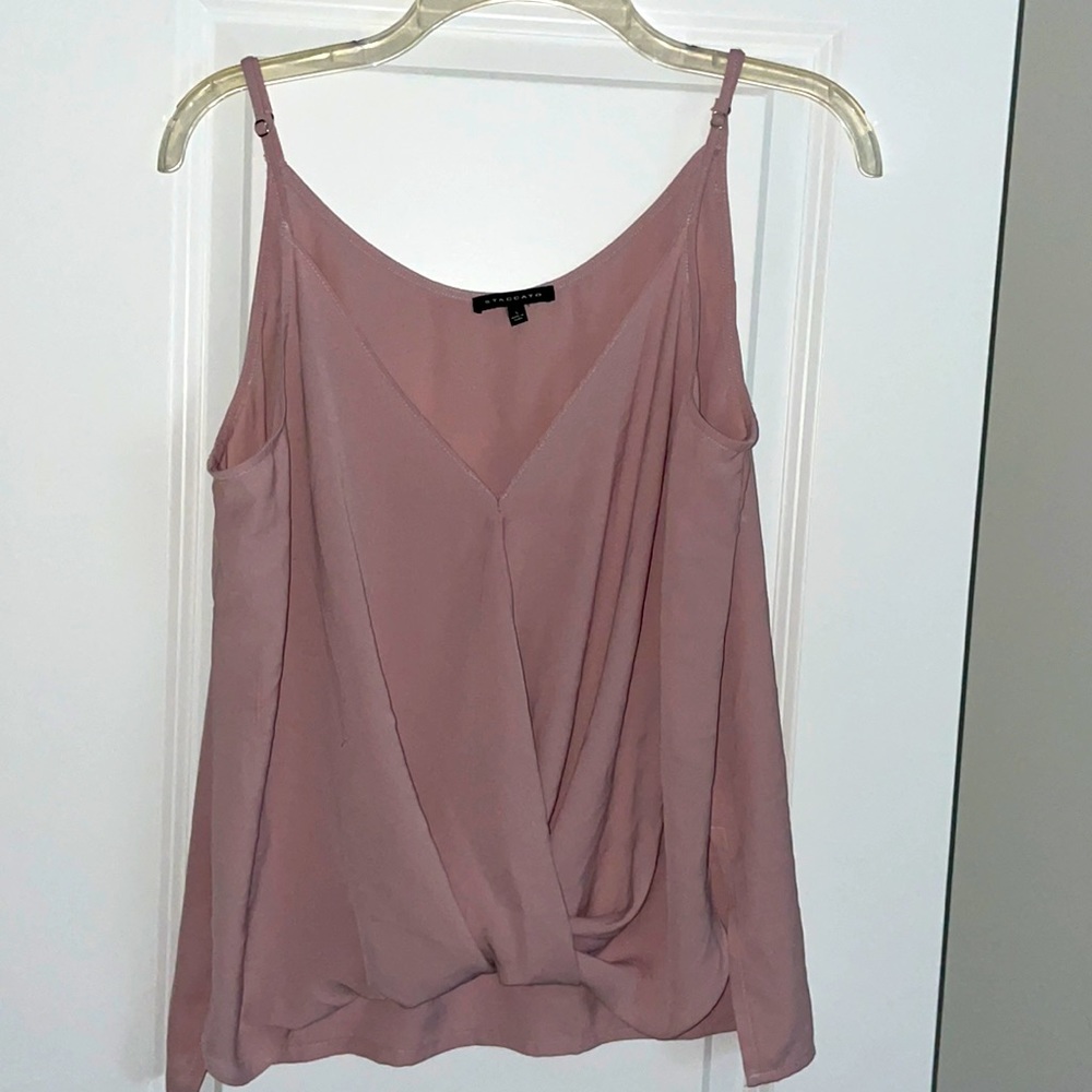 ⭐️Light pink tank top